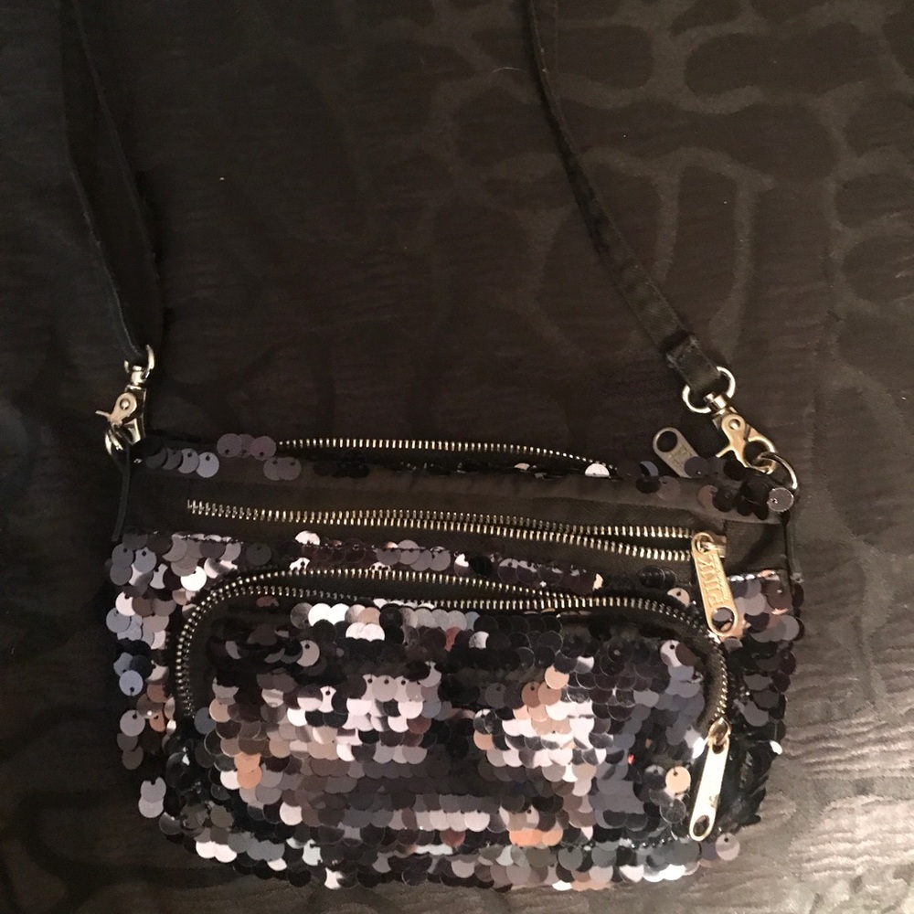 Sequin Crissbody VICTORIA SECRET